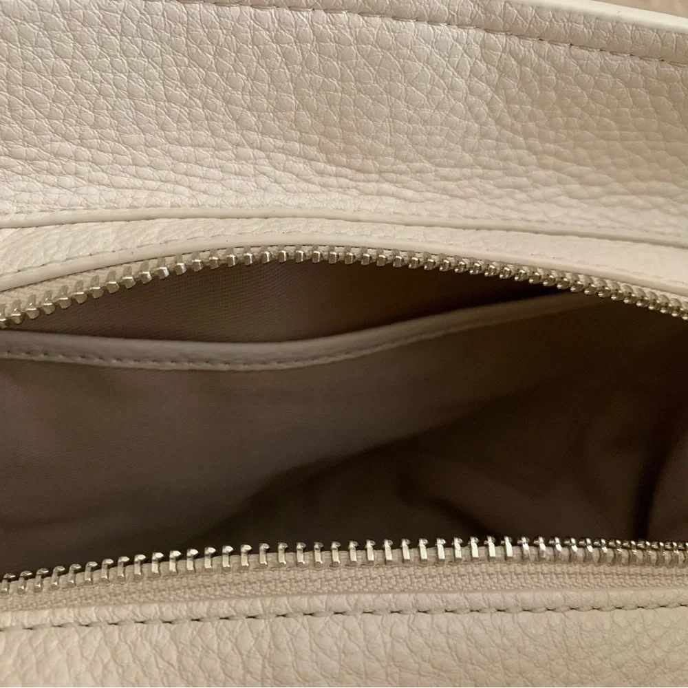 ✨Host Pick✨ Brand New Oroton Hobo Bag - Picture 6 of 8
